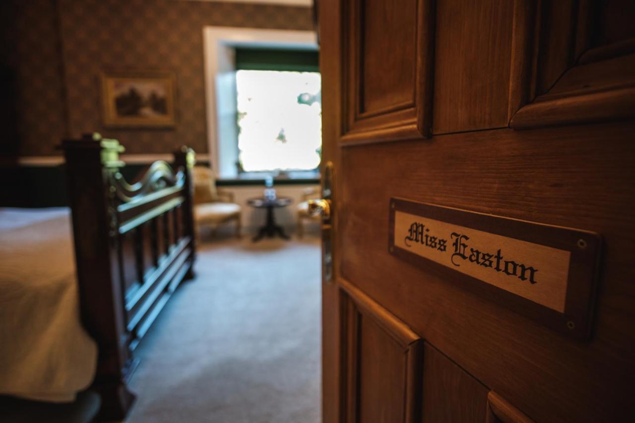 West Layton Manor Bed and Breakfast Richmond  Exteriör bild