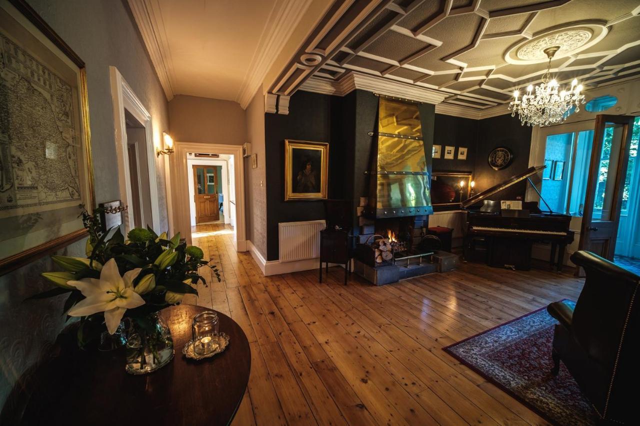 West Layton Manor Bed and Breakfast Richmond  Exteriör bild